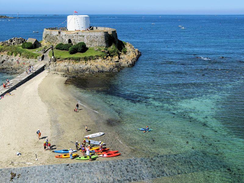 Guernsey Accommodation 7177 9903 Macoles Self Catering Holidays