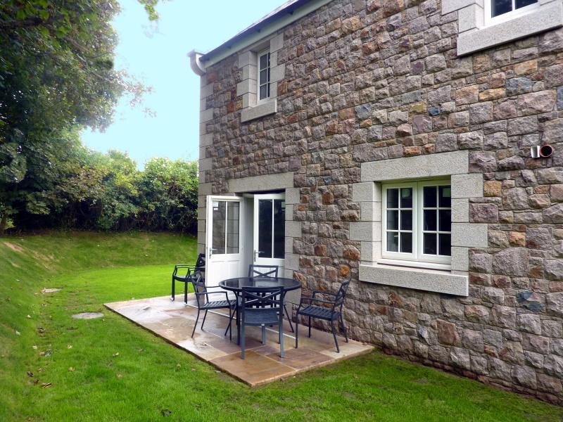Jersey Accommodation 8391 1140 Macoles Self Catering Holidays