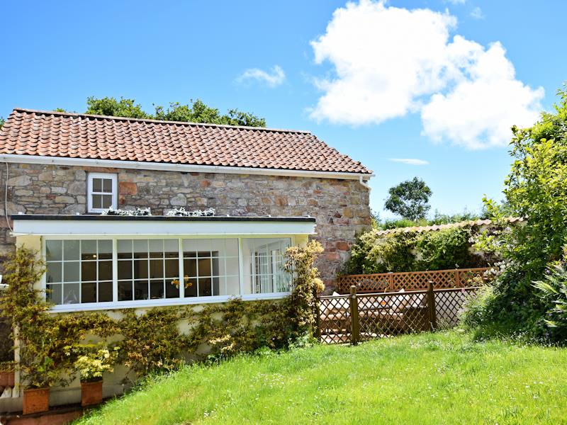 macoles self catering jersey